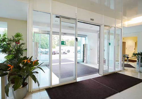 calztec facilities management - automatic door systems​